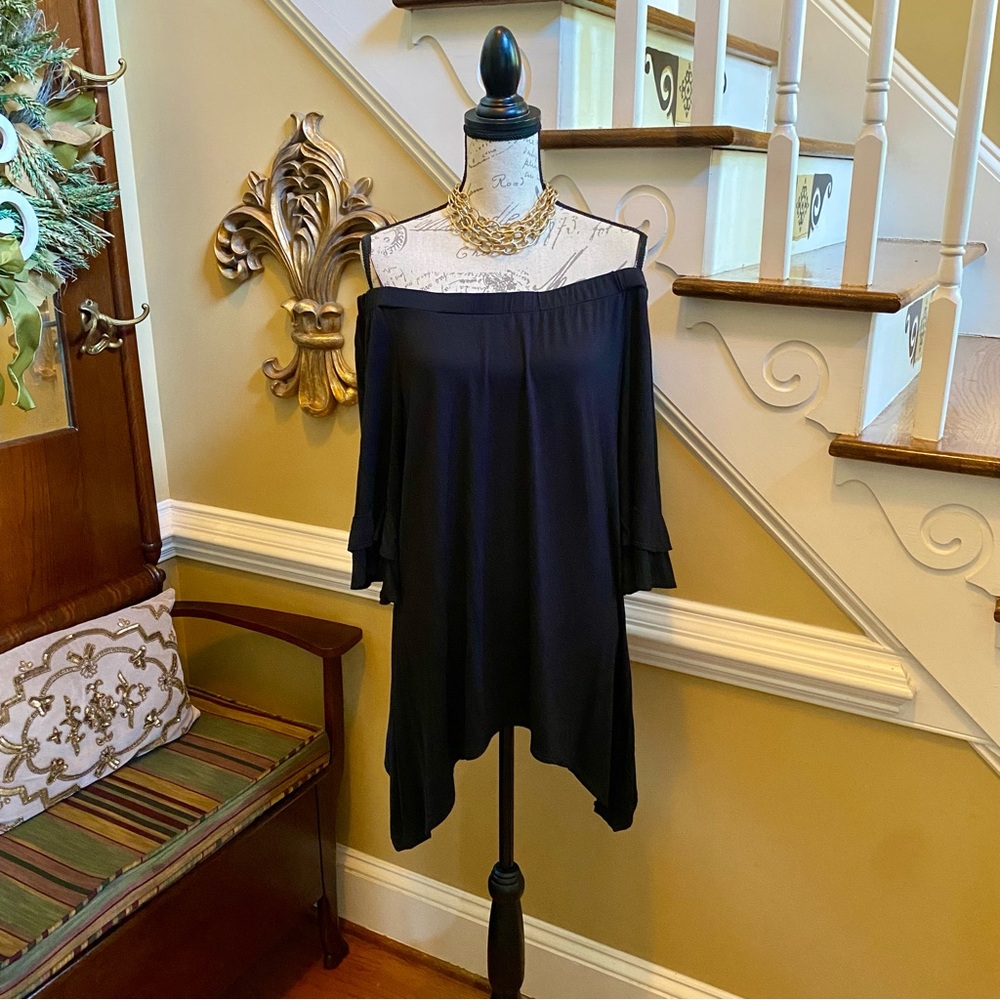 NY Collection Black Off-Shoulder Tunic